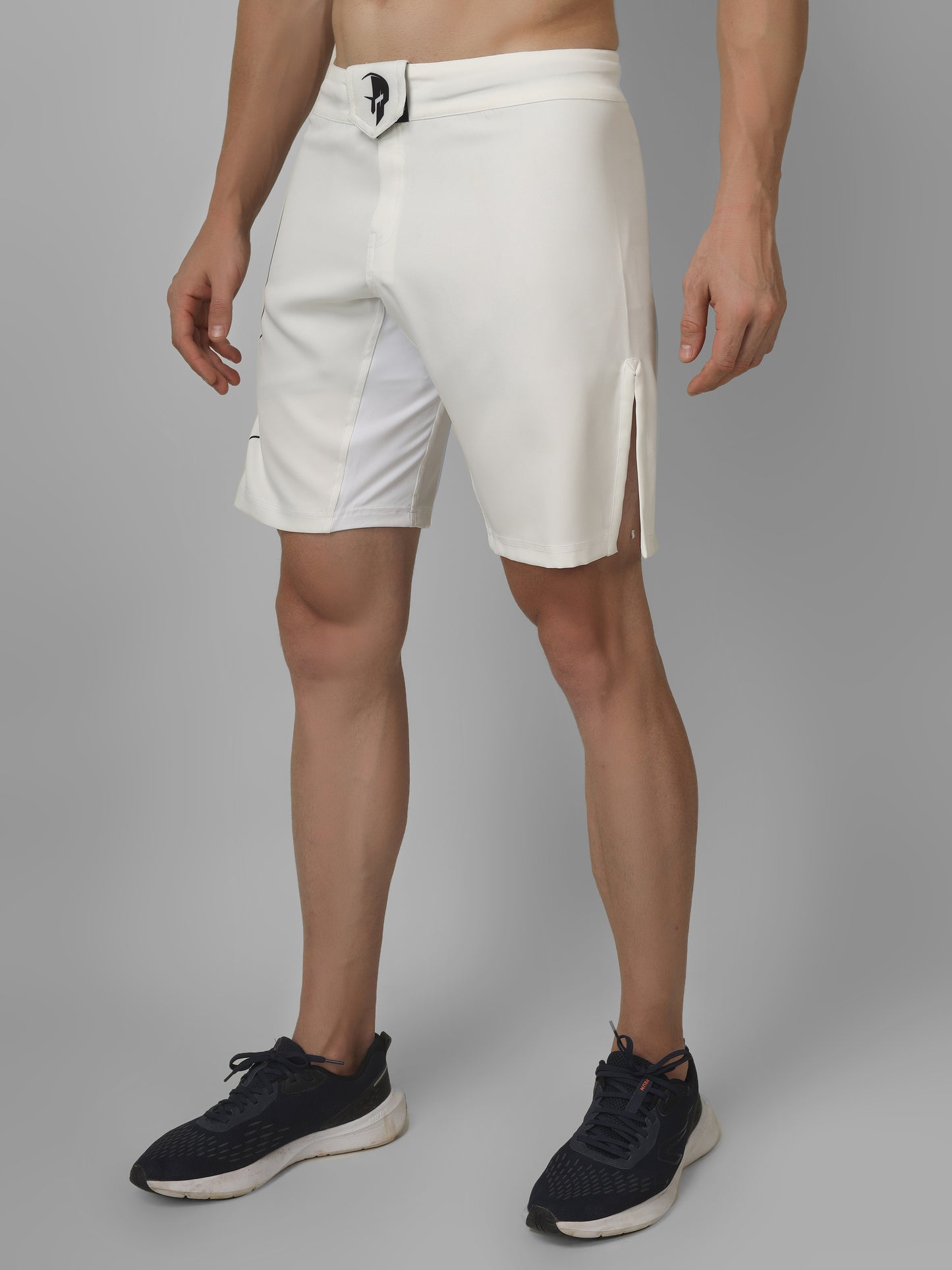 Draco Fight Shorts – White